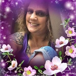 Meet your Posher, Lori